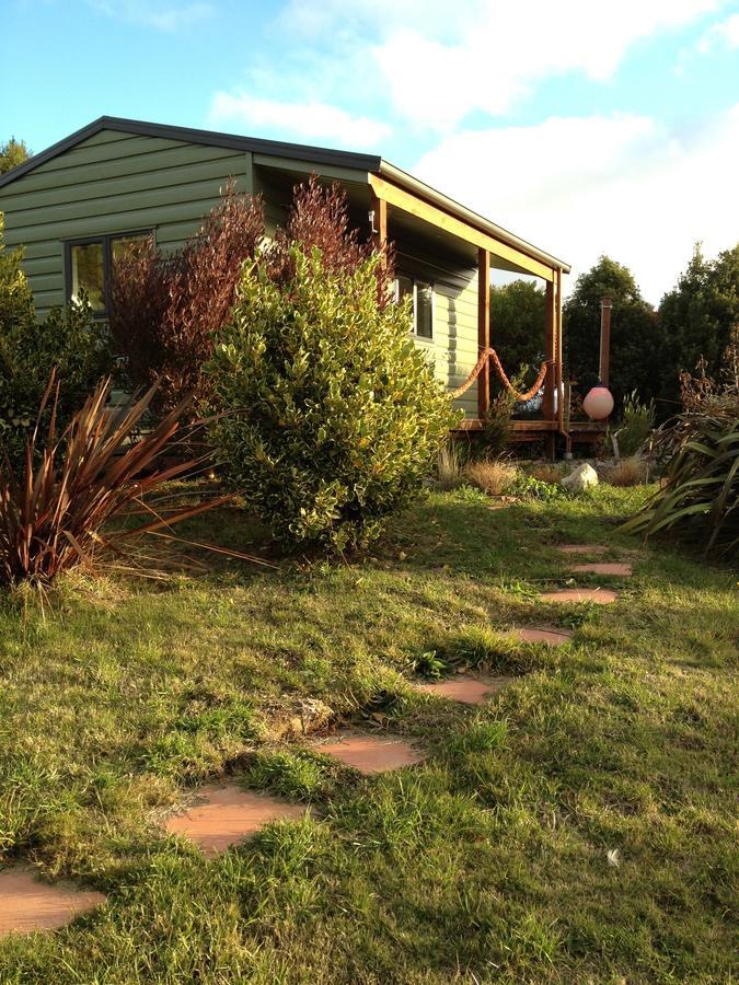 Church Bay Cabin: Sunny, Great Views Apartamento Lyttelton Exterior foto